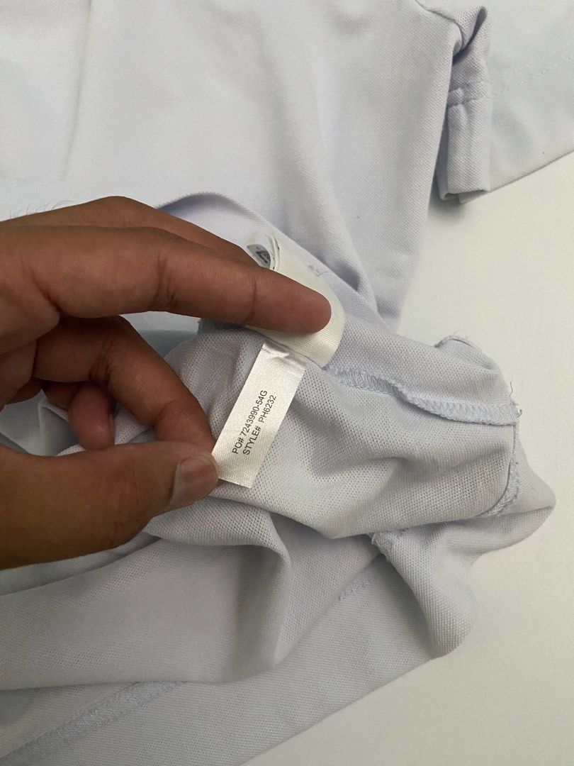Orig lacoste (Category: Formal Shirts) located in Libmanan. Submitted by kushin2.0 (Listing ID 1460840785, Image 2). Description: Lcoste polo l Size 5 21.6 x 28.5 Good condition 100% Original Light blue Pastel Still Presentable Need wash.