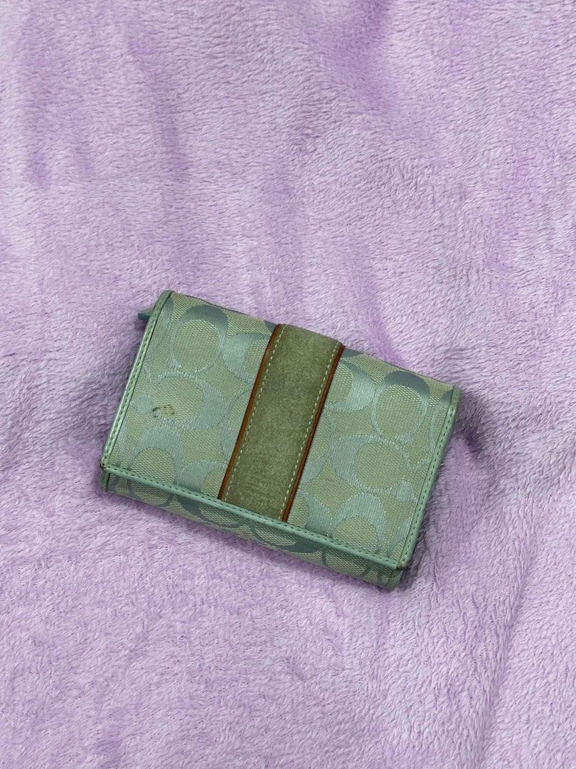 Orig Vintage Coach Wallet💳 (Category: Wallets & Card holders) located in Manila. Submitted by anneprlvdbgs (Listing ID 1460782820, Image 1). Description: Sa mga naghahanap ng coaching wallet jan iget nyo tu🤗 Orig Coach Vintage Wallet🛍️✔️💳 📌 legit japan source 📌with flaws, sign of usage only 📌 ACTUAL PHOTO POSTED. What you see is exactly what you get. MOP: GCASH, Maribank & BDO QR MOD: Same day delivery if lalamove 📍 Makati.