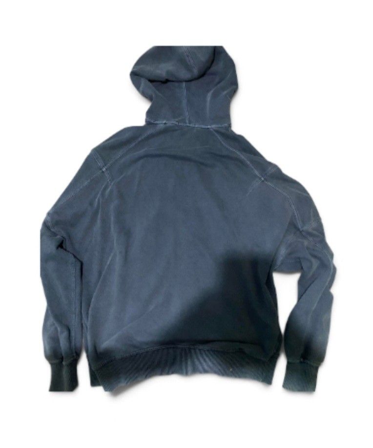 Original Buckaroo Hoodie (Category: Coats, Jackets and Outerwear) located in Compostela. Submitted by usitems (Listing ID 1460859168, Image 2). Description: Buckaroo Hoodie size L Used but still in reasonable condition used from my sister's son in US.