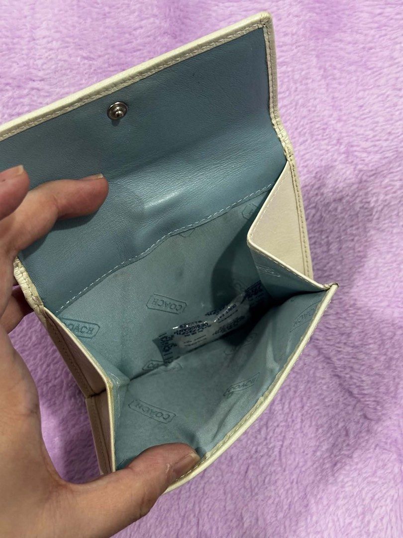 Original Vintage Coach Wallet💳 (Category: Wallets & Card holders) located in Manila. Submitted by anneprlvdbgs (Listing ID 1460773720, Image 3). Description: FOR SALE✔️ Orig Coach Wallet🛍️✔️💳 📌 legit japan source 🐻 2,180 only LP, first to pay 📌sign of usage only 📌 ACTUAL PHOTO POSTED. What you see is exactly what you get. MOP: GCASH, Maribank & BDO QR MOD: Same day delivery if lalamove 📍 Makati.