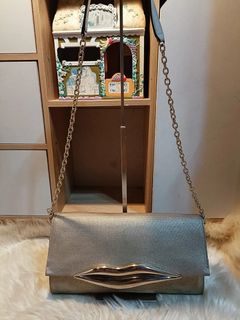 (Category: ) located in . Submitted by secondhand_shop2 (Listing ID 1460802816, Image 1). Description: .
