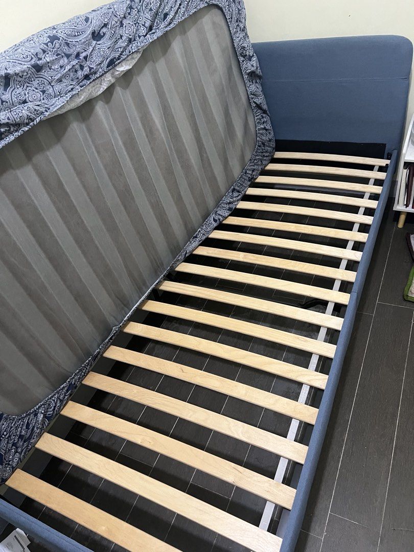 Original IKEA Bed Frame + Mattress ( 90x200) (Category: Bed Frames & Mattresses) located in Las Pinas. Submitted by akosipastor (Listing ID 1460829123, Image 3). Description: BLÅKULLEN 90×200 bed frame + ÅSVANG 90×200 mattress Bought last 2023 Bed sheet (in picture) - Freebie Minor issue - Natural yellowing in the interior foam but not visible outside RFS: Need bigger bed. For pick-up only .