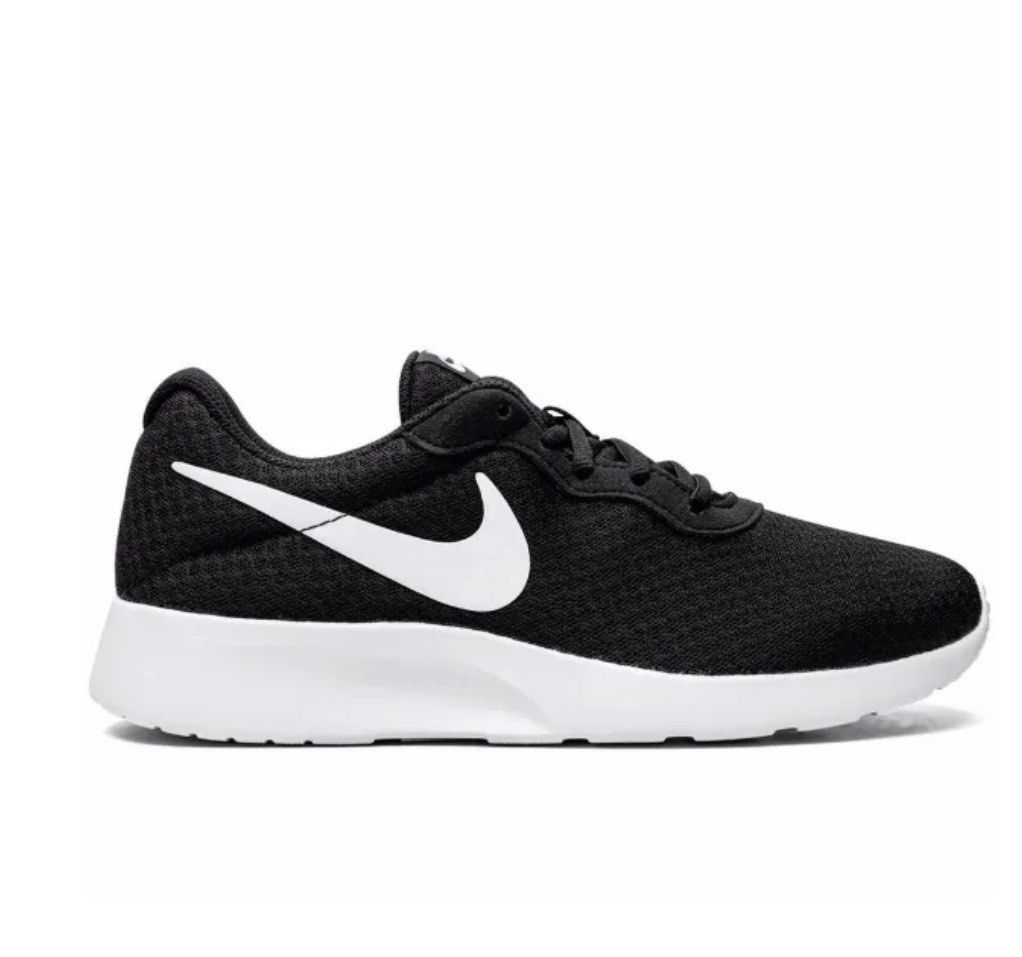 Original Nike Tanjun Flyease (Category: Casual Shoes) located in Pulilan. Submitted by markcrz_ (Listing ID 1460752172, Image 1). Description: Selling my Nike Tanjun with Box and Tag!.