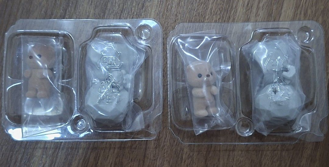 Otter Rock Sylvanian Families (Category: Figurines & Statues) located in Paranaque City. Submitted by pink.essence (Listing ID 1460874036, Image 1). Description: 🦦 otter rock tingi - P599 complete inclusions onhand, unopened, bnew, mint condi not negotiable loc: parañaque mop: gcash mod: lbc/lalamove.