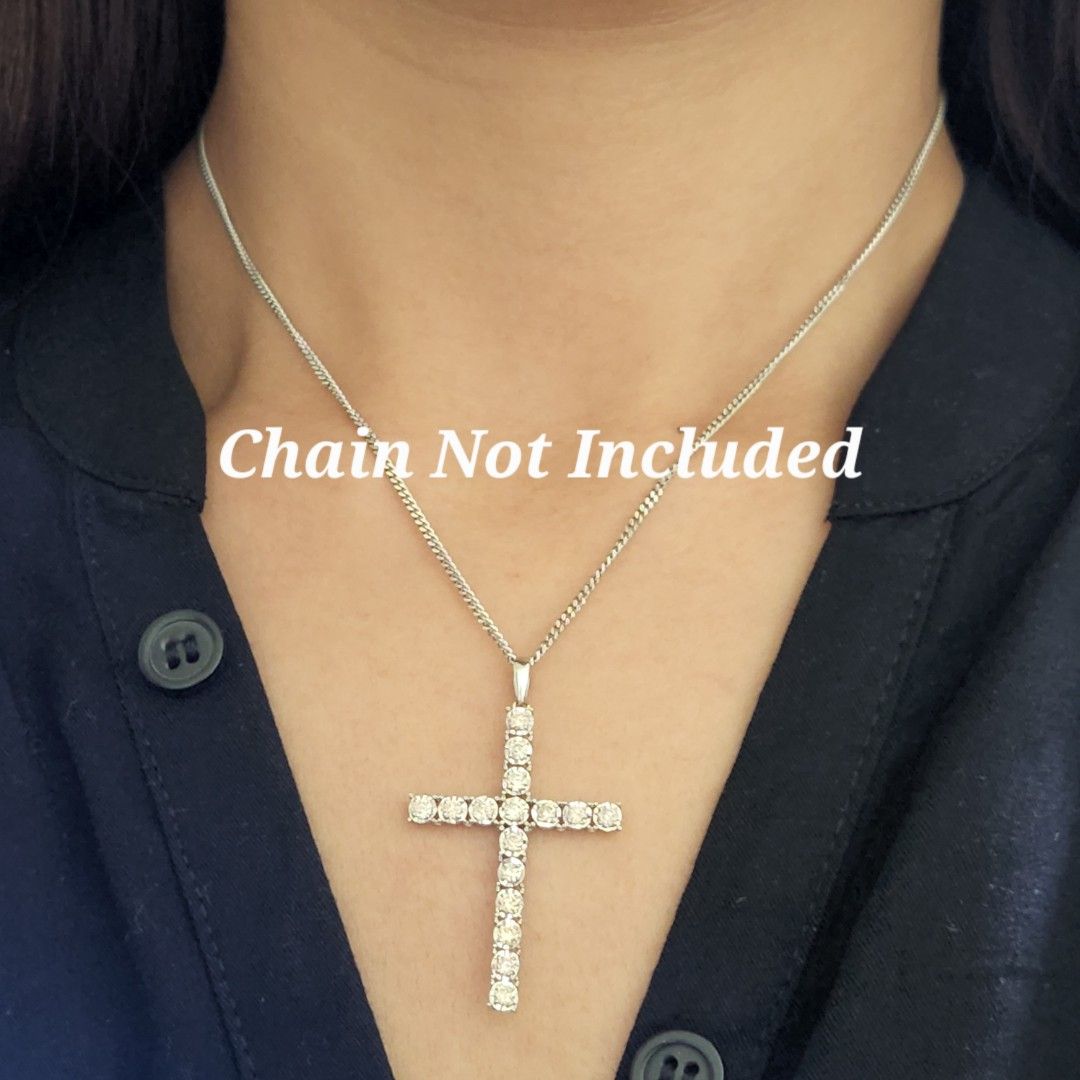 P89• Cross Diamond Pendant 2.6 grams (Category: Charms) located in Las Pinas. Submitted by yandijueri (Listing ID 1460728824, Image 3). Description: Subasta/Preloved. Pawnable P89• Cross Diamond Pendant 18k WG, 2.6 grams 16 natural diamonds, 1.0 tcw PHP 29,000 Want proof of transactions? Visit our FB Page and IG account: @yandijueri.