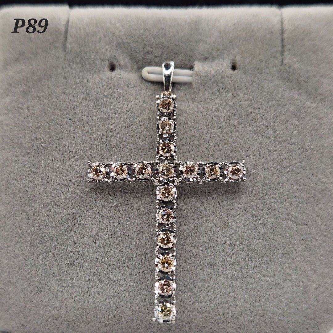 P89• Cross Diamond Pendant 2.6 grams (Category: Charms) located in Las Pinas. Submitted by yandijueri (Listing ID 1460728824, Image 1). Description: Subasta/Preloved. Pawnable P89• Cross Diamond Pendant 18k WG, 2.6 grams 16 natural diamonds, 1.0 tcw PHP 29,000 Want proof of transactions? Visit our FB Page and IG account: @yandijueri.