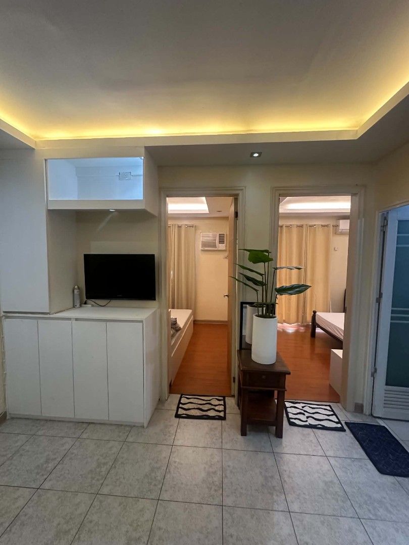 Pacific Coast 2 BR Las Piñas BF Homes (Category: Apartments & Condos) located in Makati City. Submitted by suaveruiz (Listing ID 1460895196, Image 3). Description: Located in BF Homes, Las Piñas (along Sucat Road) Spacious 2-bedroom unit - ideal for families or sharing professionals Near Schools Southville International School and Colleges Elizabeth Seton School STI College Las Piñas Close to key establishments: SM Center Las Piñas, Robinsons Pla