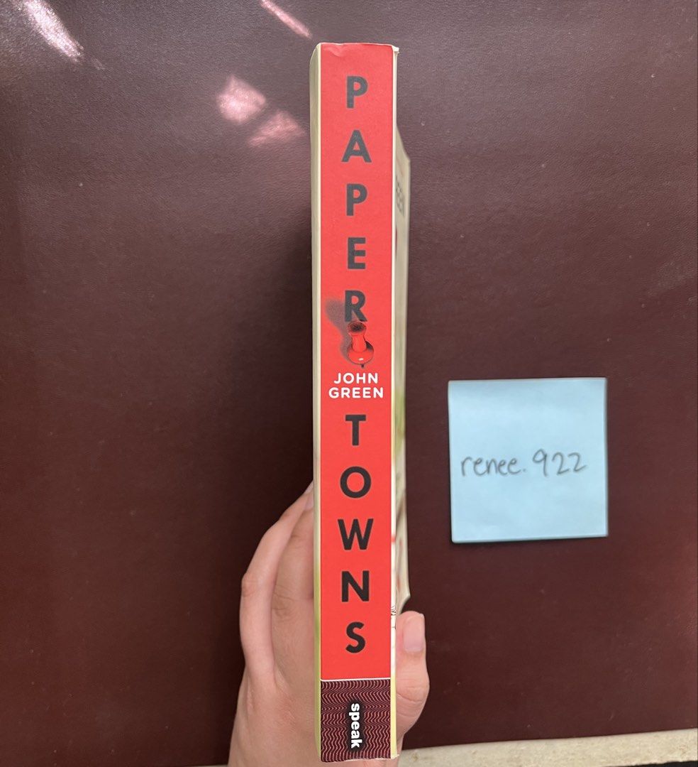 Paper Towns by John Green (Category: Storybooks) located in Solano. Submitted by renee.922 (Listing ID 1460782796, Image 3). Description: .