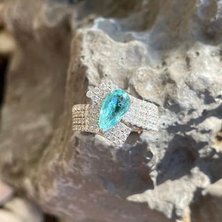 (Category: ) located in . Submitted by lovelotsdiamondd (Listing ID 1460735190, Image 1). Description: .