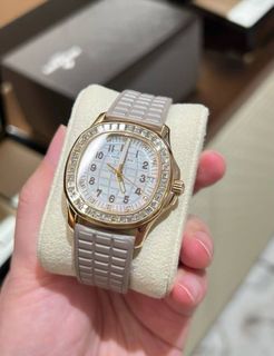 (Category: ) located in . Submitted by mtimepiecesltd (Listing ID 1460910575, Image 1). Description: .