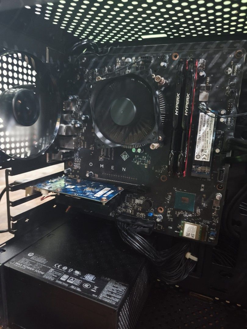 PC 2ND HAND - LIGHT GAMING OFFICE DESKTOP (Category: Desktops) located in Quezon City. Submitted by dennisalca52135 (Listing ID 1460757457, Image 2). Description: ✅ Intel Core i7-8700 (6 Cores / 12 Threads) ✅ 12GB HYPERX FURY DDR4 RAM (8GB- 4GB) ✅ NVIDIA GeForce GT 730 2GB ✅ 256GB KINGSTON NVMe SSD ✅ SEAGATE 500GB HDD ✅ HP 500W 80+ Bronze PSU ✅ Windows 11 Home.