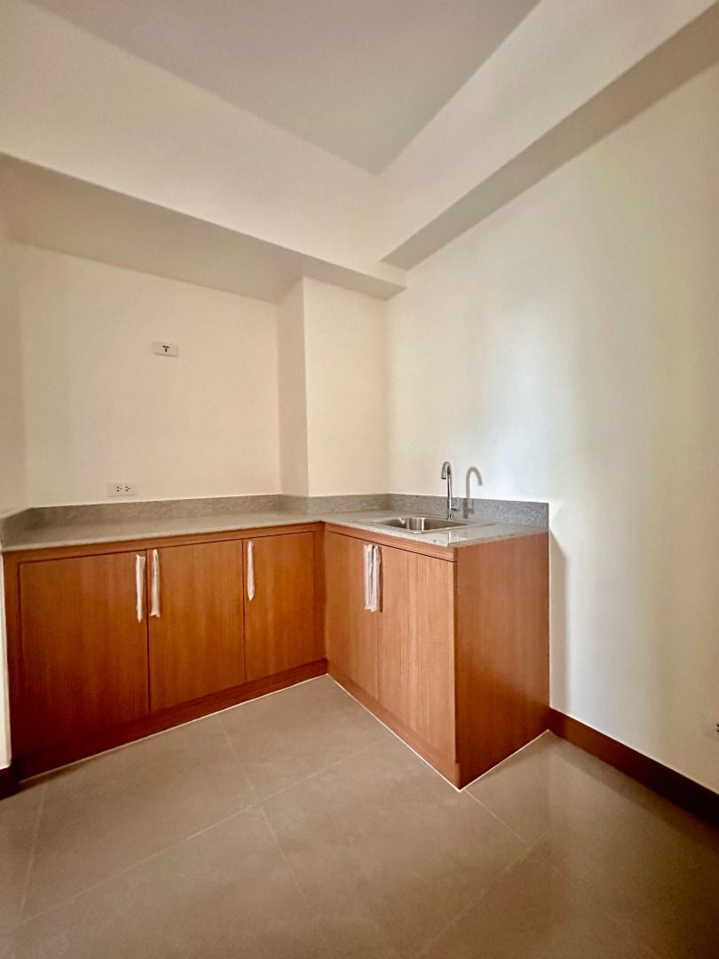 PET FRIENDLY 2BR in Pasay City (Category: Apartments & Condos) located in Manila. Submitted by christineacapulco6367 (Listing ID 1460786083, Image 3). Description: PALM BEACH WEST Macapagal Blvd Pasay City. (3 blocks away from Mall of Asia) . Move-In Ready, Pet friendly , with gym per tower. 20% down payment and 80% financing. Contact us for more details and actual unit visit.