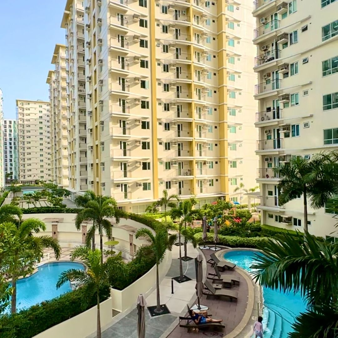 PET FRIENDLY 2BR in Pasay City (Category: Apartments & Condos) located in Manila. Submitted by christineacapulco6367 (Listing ID 1460786083, Image 1). Description: PALM BEACH WEST Macapagal Blvd Pasay City. (3 blocks away from Mall of Asia) . Move-In Ready, Pet friendly , with gym per tower. 20% down payment and 80% financing. Contact us for more details and actual unit visit.