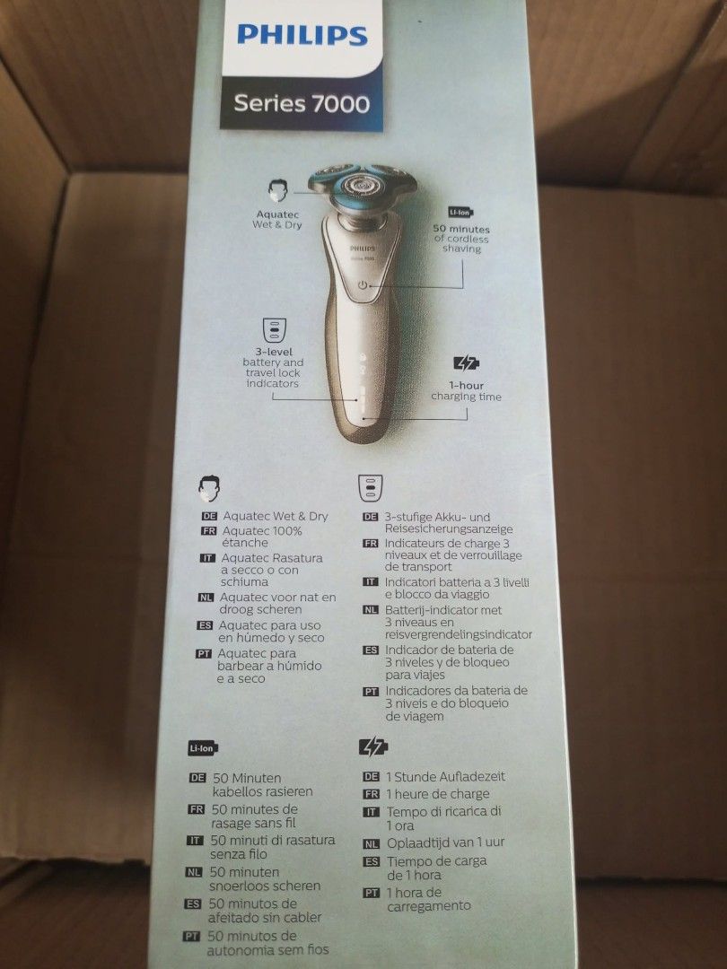 Philips Series 7000 (Category: Men's Grooming) located in Caloocan City. Submitted by trishaaagamboa (Listing ID 1460874635, Image 2). Description: Brand new.