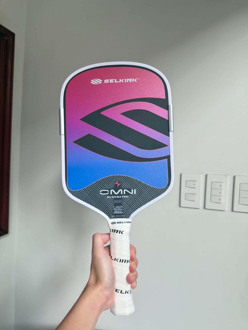 Pickleball Paddles Joola and Selkirk (Category: Racket and Ball Sports) located in Davao. Submitted by ariellegaspi (Listing ID 1460912024, Image 2). Description: Joola Pro V Perseus OMNI Selkirk Cosmic 16MM Core Carbon Fiber Surface.
