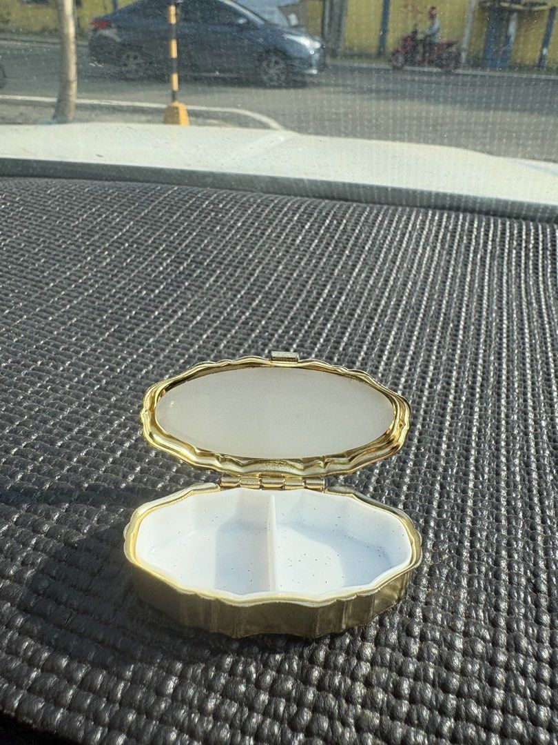 Pill box (Category: Other Home Decor) located in Dipolog. Submitted by playmatesfriend.ph (Listing ID 1460915141, Image 2). Description: .