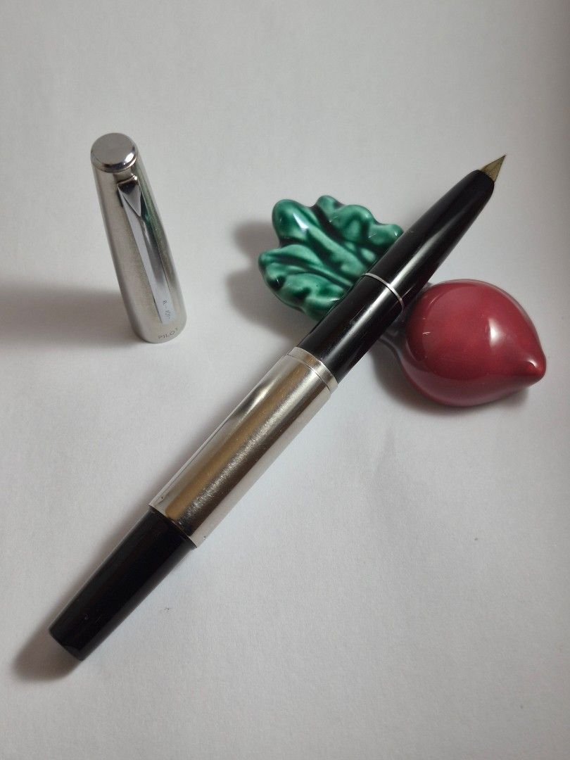 Pilot Telescopic Pocket Fountain Pen (Category: Other Stationery & Craft) located in Pasig City. Submitted by penpaul (Listing ID 1460763000, Image 2). Description: Pilot Telescoping Pocket Pen. The pen barrel retracts when its capped and turns into a compact pocket pen. But when in use you can extend the barrel to have a full sized pen that's easier to hold. Equipped with a 14k F nib, it writes smoothly with just a hint of flex for its short nib