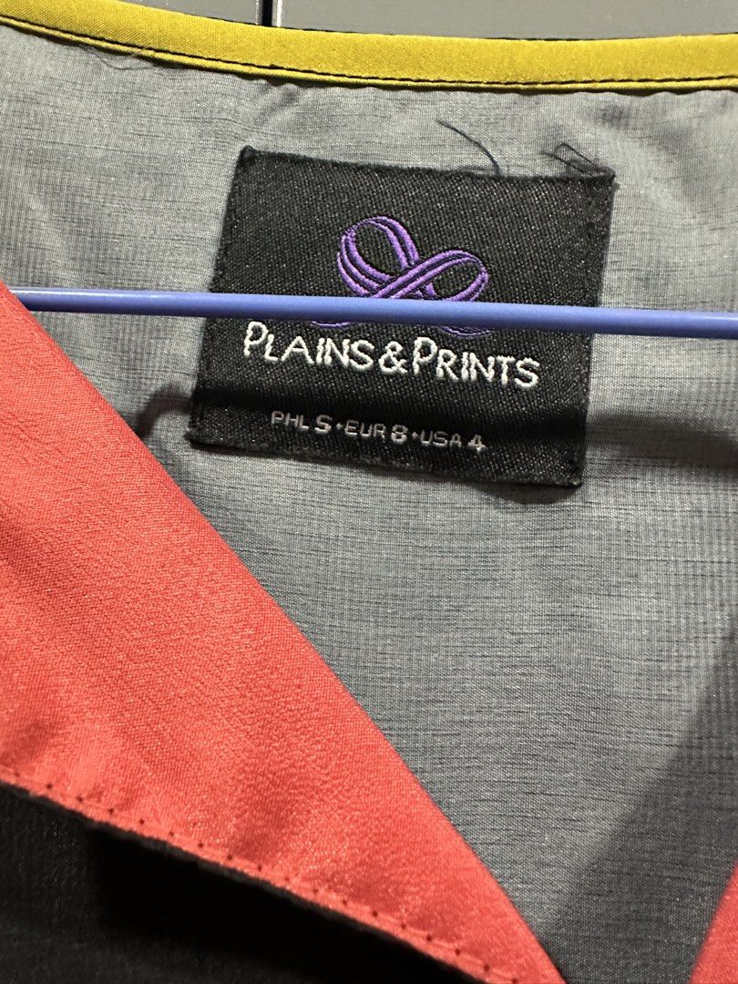 Plains and prints (Category: Blouses) located in Balagtas. Submitted by momandkidstuffph (Listing ID 1460761697, Image 3). Description: .