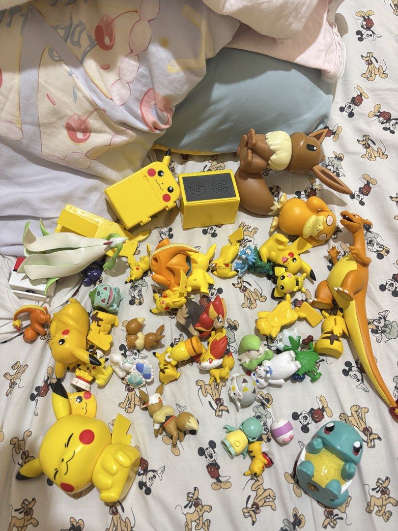 Pokemon collection (Category: Character Goods) located in Manila. Submitted by kingblaize (Listing ID 1460796707, Image 1). Description: Pokemon pickachu collection for take all only.