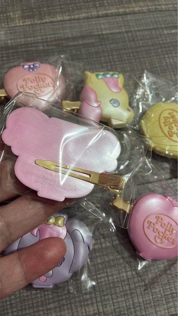 polly pocket (Category: Kids Toys) located in Subic. Submitted by rosalyntlopez (Listing ID 1460763269, Image 2). Description: 750 each free sf.