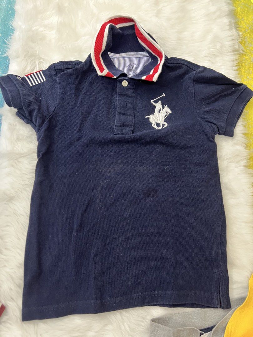 Polo shirts (Category: Babies & Kids Fashion) located in Mandaluyong City. Submitted by one.stopshop (Listing ID 1460771899, Image 3). Description: Preloved u 📏 Size:4-6YRS OLD 📐 Length: 16 inches 🎨 Color: gray/ yellow/ navy blue/ maroon Price: 350.00 EACH Preloved but still in very good condition. Please manage expectations as this is a preloved item, but I assure you it has been well cared for and remains in great condition. 💙 Note: Actual 