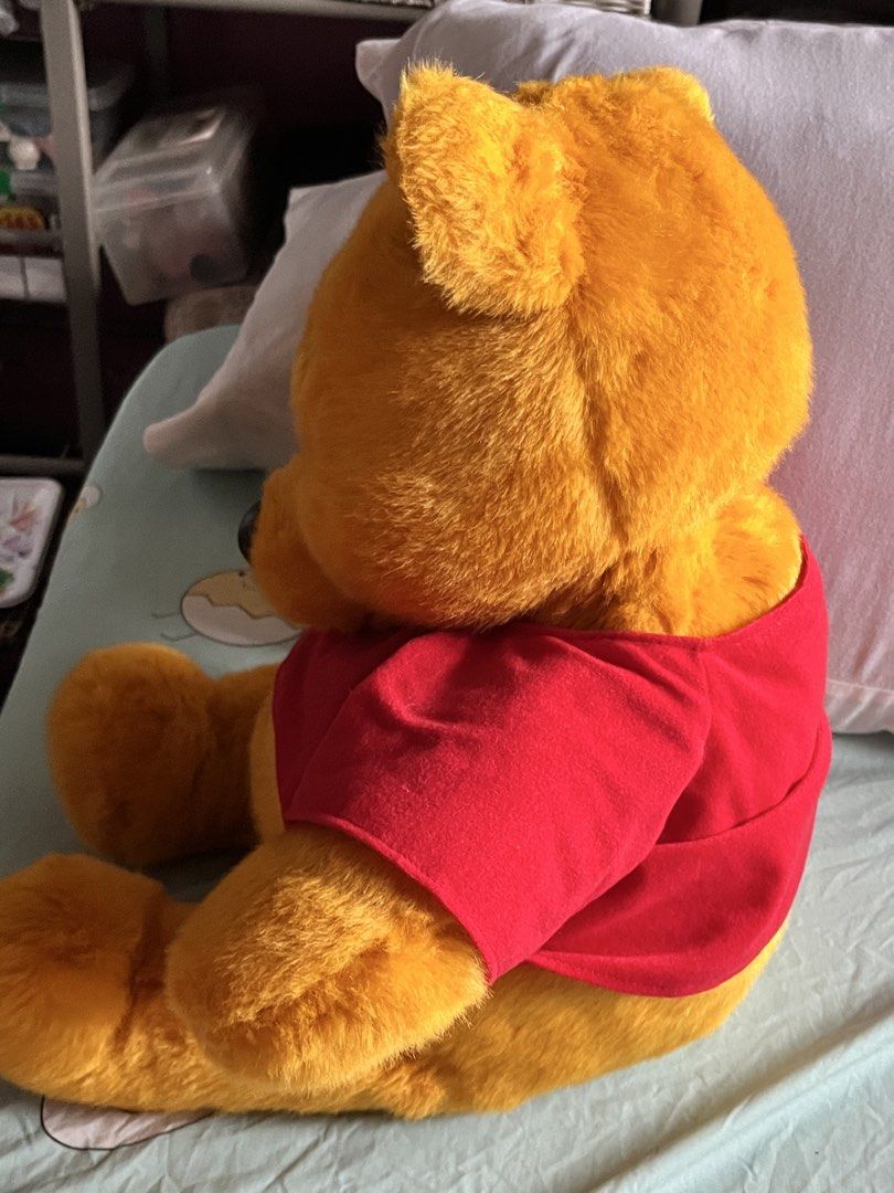Pooh big mouth puppet #2 (Category: Plushies & Soft Toys) located in Paranaque City. Submitted by bonsaiart (Listing ID 1460783326, Image 2). Description: Good condition Bulky Huggable Mouth puppet 980+sf via GCASH or paymaya No to meetup No to cop / cod Shipping via j&t only No breaking of set or bundle.