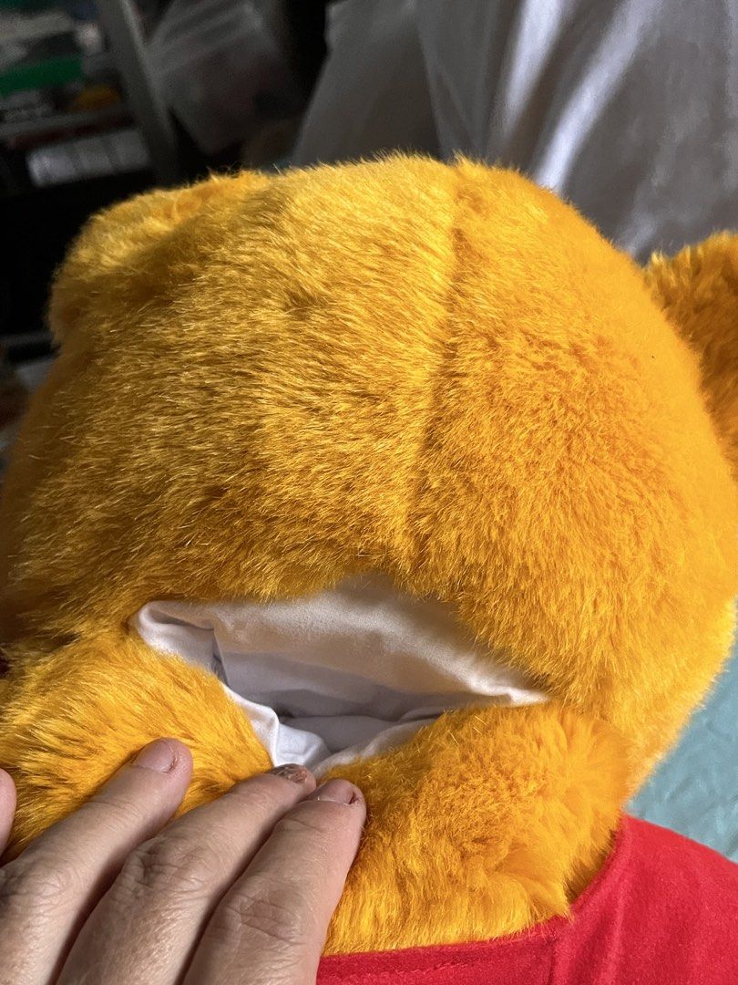 Pooh big mouth puppet #2 (Category: Plushies & Soft Toys) located in Paranaque City. Submitted by bonsaiart (Listing ID 1460783326, Image 3). Description: Good condition Bulky Huggable Mouth puppet 980+sf via GCASH or paymaya No to meetup No to cop / cod Shipping via j&t only No breaking of set or bundle.