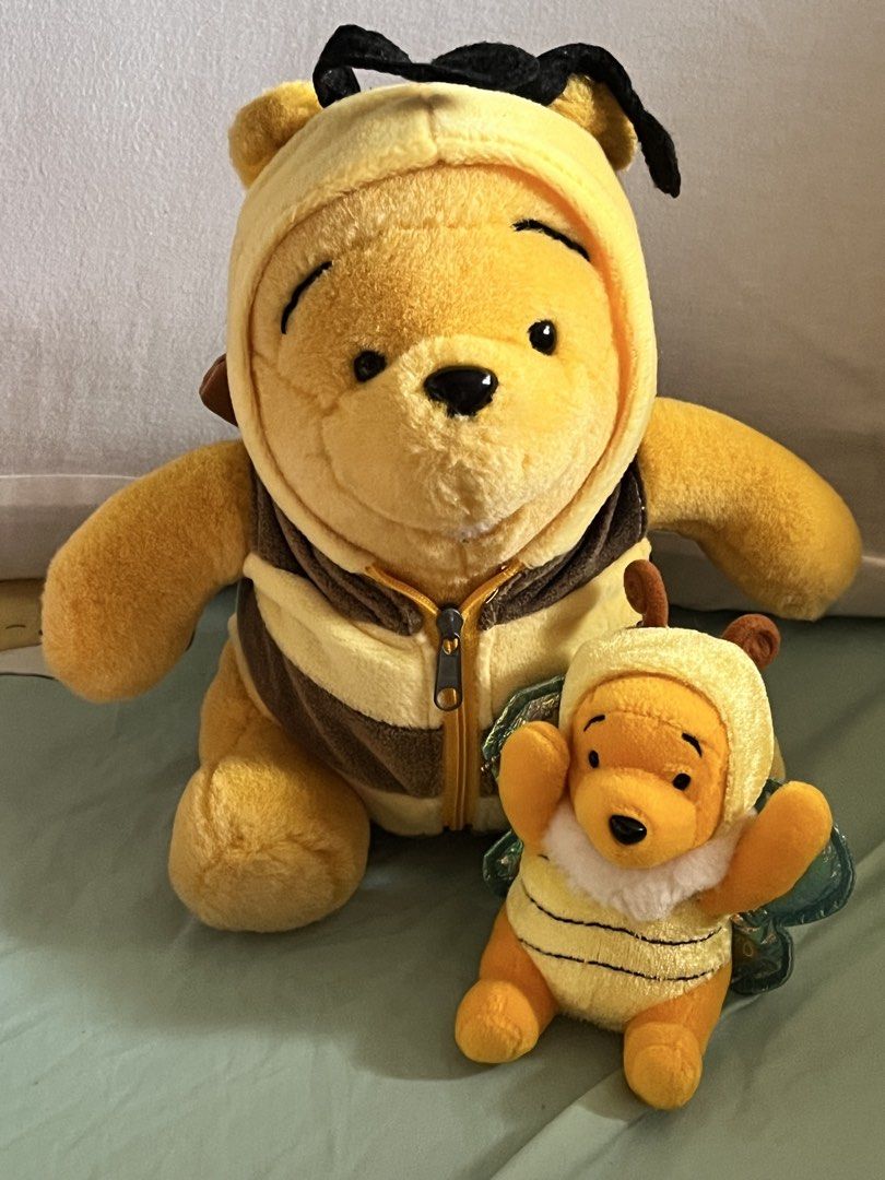 Pooh bumblebee (set#01) (Category: Designer & Blind Box Toys) located in Paranaque City. Submitted by bonsaiart (Listing ID 1460791428, Image 1). Description: Pre owned Good condition Selling as set 785+sf via GCASH or paymaya No to meetup No to cop / cod Shipping via j&t only No breaking of set or bundle.