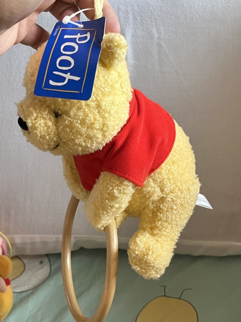 Pooh hand towel holder (Category: Character Goods) located in Paranaque City. Submitted by bonsaiart (Listing ID 1460818918, Image 2). Description: Brandnew 450+sf via GCASH or paymaya No to meetup No to cop / cod Shipping via j&t only No breaking of set or bundle.