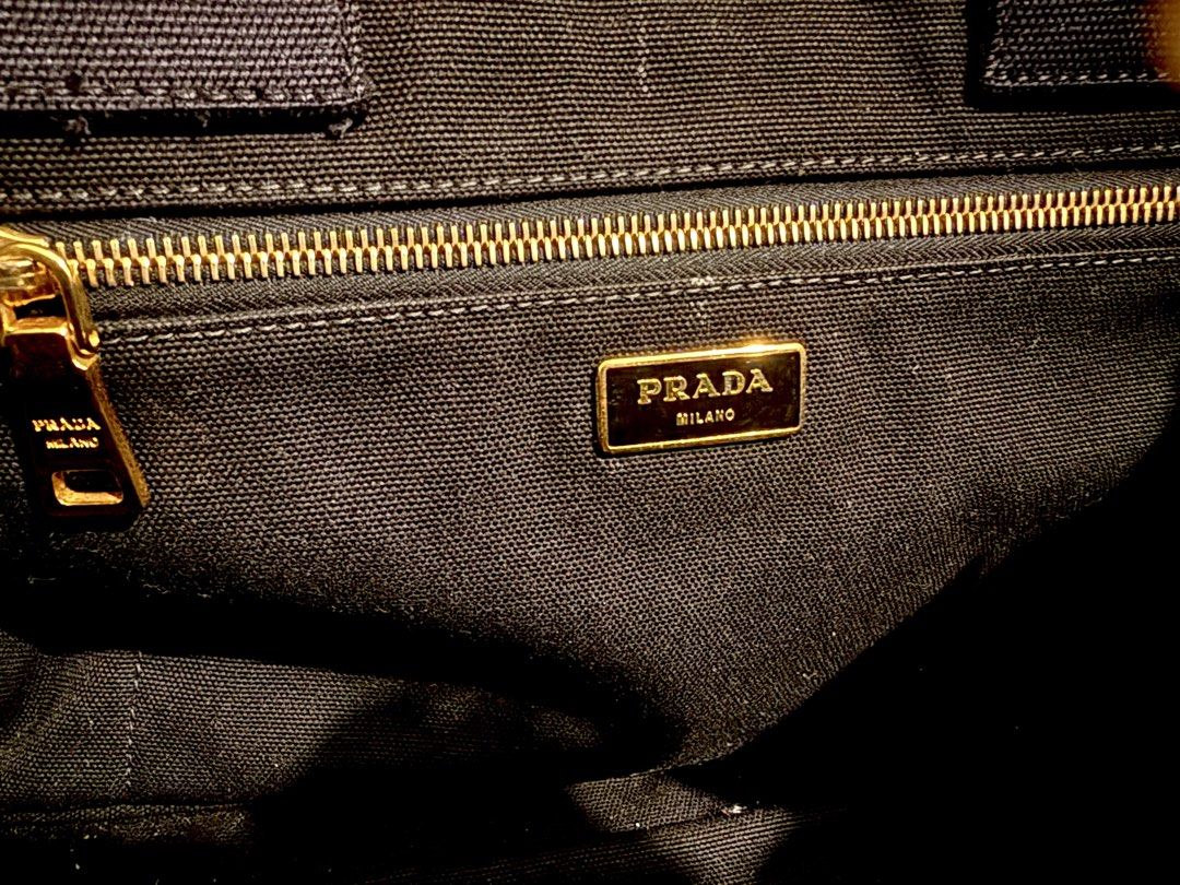 Prada (Category: Luxury Bags & Wallets) located in Quezon City. Submitted by lineprelove23 (Listing ID 1460850586, Image 3). Description: Prada Canapa in God Condotion rarely used GM Size or Big Size under price of usual Prada Canapa Nego for sure buyer wag lang masyadong barat since sobrang mura na.