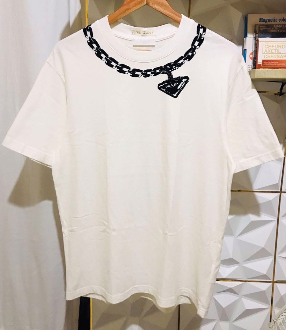 prada brand shirt🔥 (Category: Luxury Apparel) located in Tanay. Submitted by drthriftthree (Listing ID 1460862294, Image 2). Description: excellent condition!.