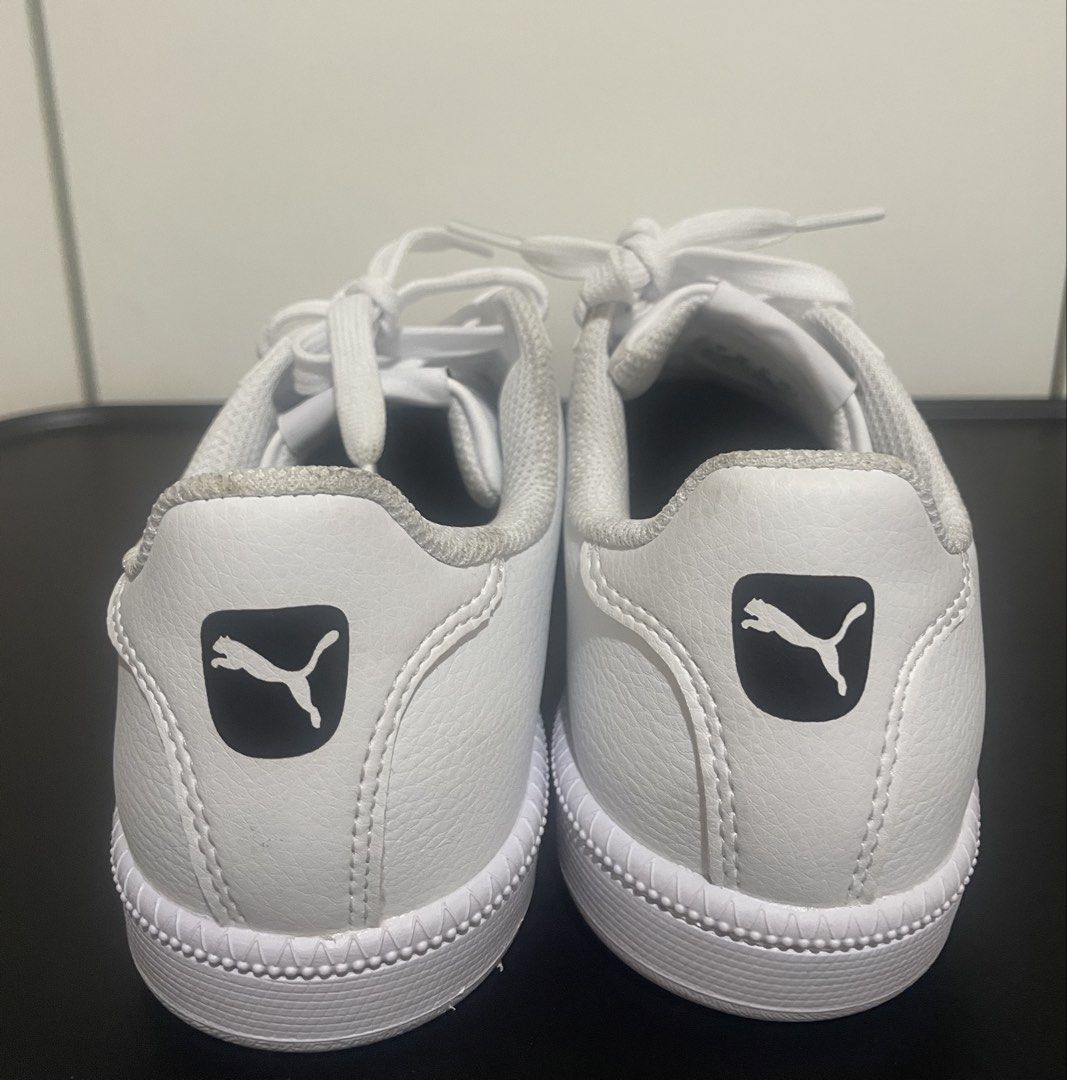 Preloved Puma Smash Sneakers White (Category: Sneakers) located in Marikina City. Submitted by luiliam (Listing ID 1460738579, Image 3). Description: Original Puma Sneakers Soft Foam Optimal Comfort Unisex Smash Cat Leather Trainers Size 6/38/24cm Used only twice Good as new Php 1,500 .