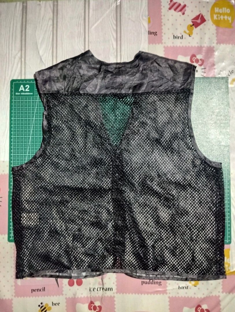 Pro Act Camo Vest (Category: Vests) located in Makati City. Submitted by christhrift10 (Listing ID 1460914698, Image 3). Description: Pro Act Camo Cargo Vest Large on tag 22x24.5 Excellent condition P400+sf Loc.Olympia, Makati Pick-up or Delivery Gcash ready if J&T.