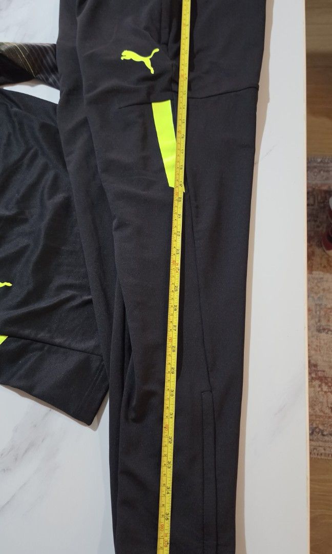 Puma Training kit Wind jacket with pants (Category: Sets & Coordinates) located in Angeles City. Submitted by globalfindscollectibles (Listing ID 1460749411, Image 3). Description: Bought in San Francisco Used once selling low since im decluttering.