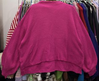 (Category: ) located in . Submitted by knitting.meow (Listing ID 1460912590, Image 1). Description: .