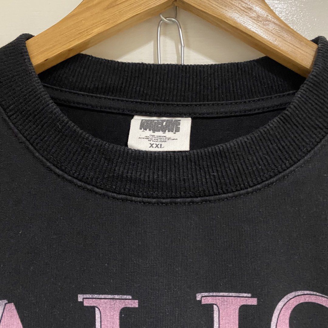 RAGECAVE Black shirts (Category: Tshirts & Polo Shirts ) located in Cavite. Submitted by branchee_chic (Listing ID 1460836961, Image 3). Description: Super bago! Makapal! High quality ang tela! Parang ikaw palang unang gagamit. 🌸A LITTLE NOTE FROM BRANCHEE CHIC🌸 All items are preloved / secondhand and freshly washed, so please manage your expectations. Minor signs of wear or minimal washable stains may be present. Colors may slightly vary from 