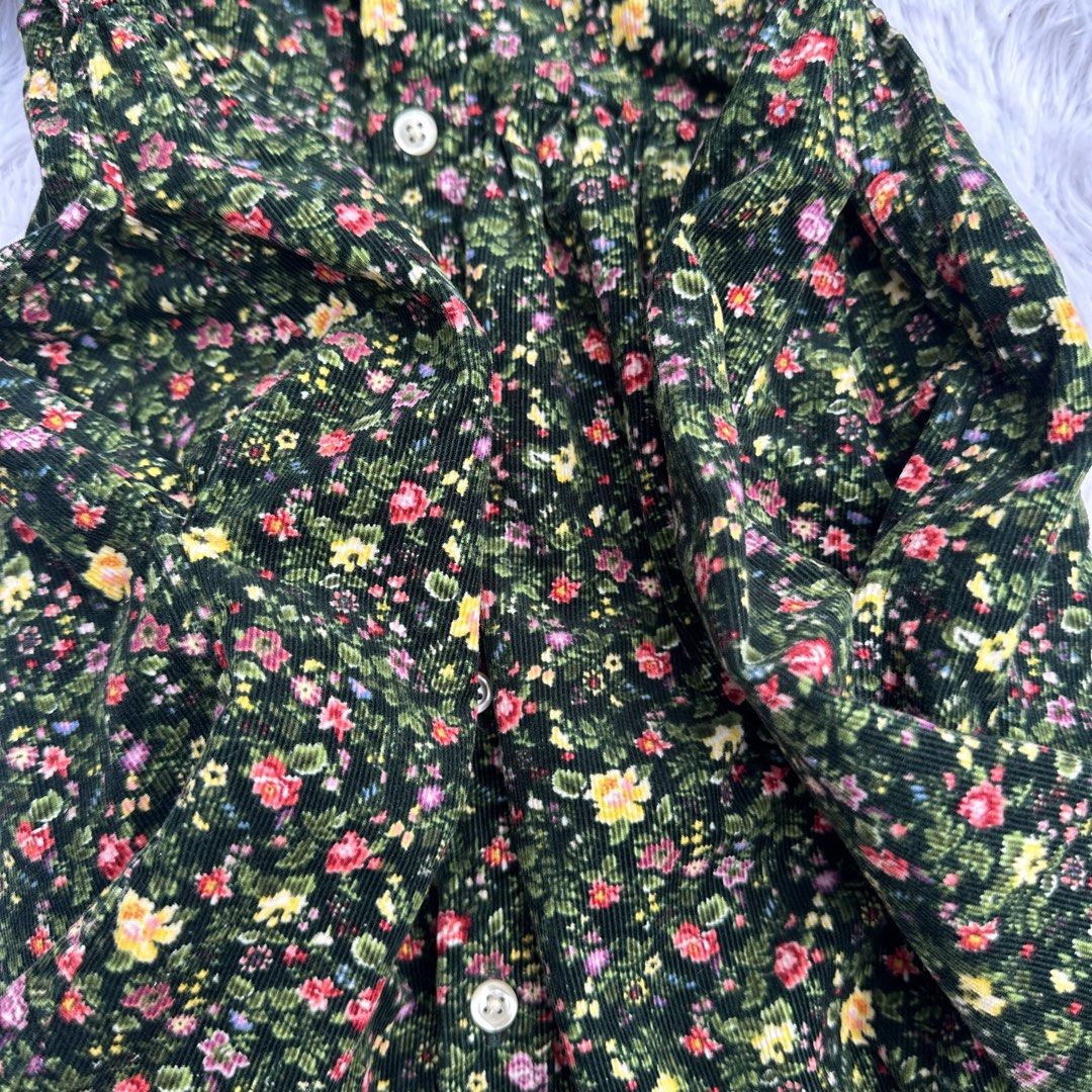 Ralph lauren dress 8T (Category: Babies & Kids Fashion) located in Dagupan City. Submitted by flor_sandra (Listing ID 1460724257, Image 3). Description: Good as new No flaws.
