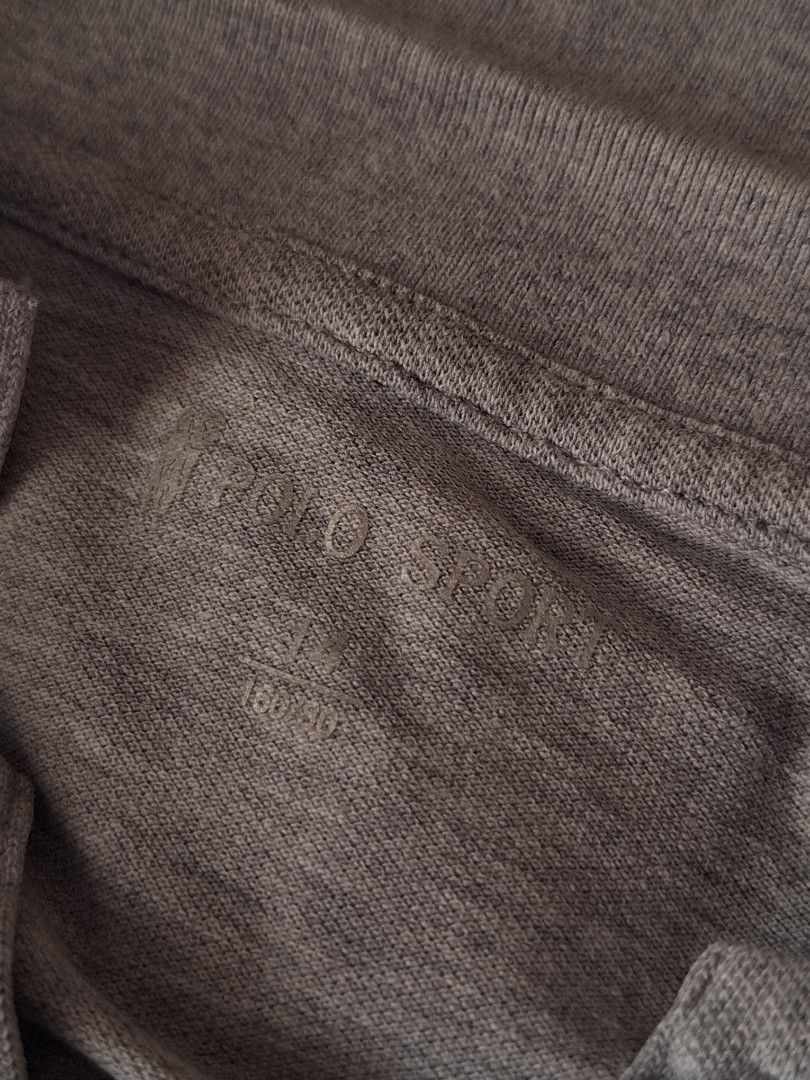 Ralph Lauren Polo Shirt Grey (Category: Tshirts & Polo Shirts ) located in Lucena. Submitted by punkghanistan (Listing ID 1460800637, Image 2). Description: W - 16in L - 22in.