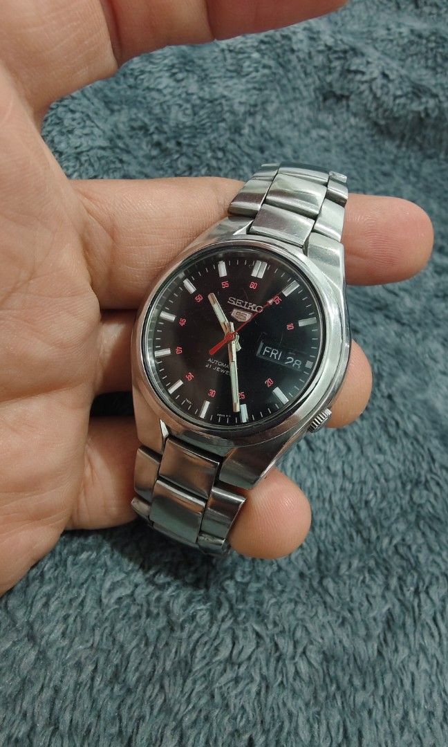 Rare Seiko SNK617K1 (Category: Men's Watches) located in Cebu City. Submitted by aceoftime (Listing ID 1460906696, Image 3). Description: In good working condition Japan Model: SNK617K1 Cal 7s26 automatic movt w/ day-date display Open/ Exhibition caseback Watch only Our Guarantee: 💯 Authentic All watches are checked by our experienced technician to ensure good functionality Please manage your expectations since these are preloved watches some ma