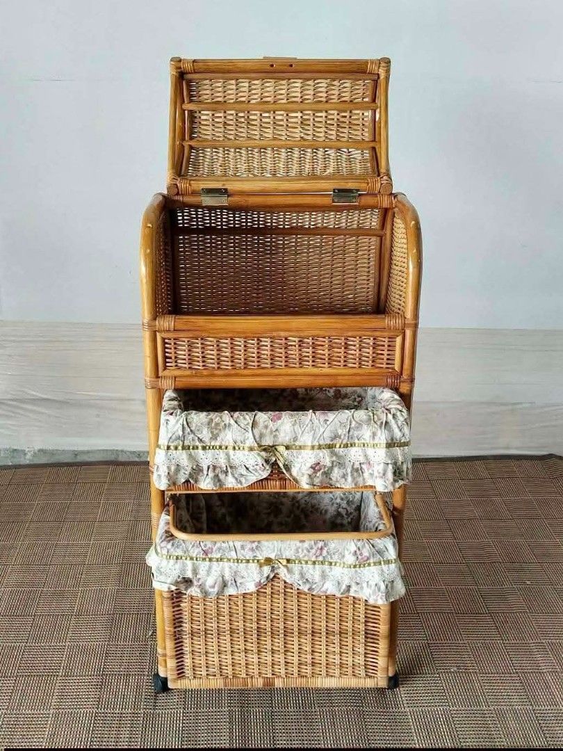 Rattan Laundry Mobile Chest (Category: Other Home Furniture) located in Meycauayan. Submitted by marygracecasimiro (Listing ID 1460917689, Image 2). Description: Rattan Laundry Mobile Chest 21”L x 16”W x 42”H Php 4,500🩷.