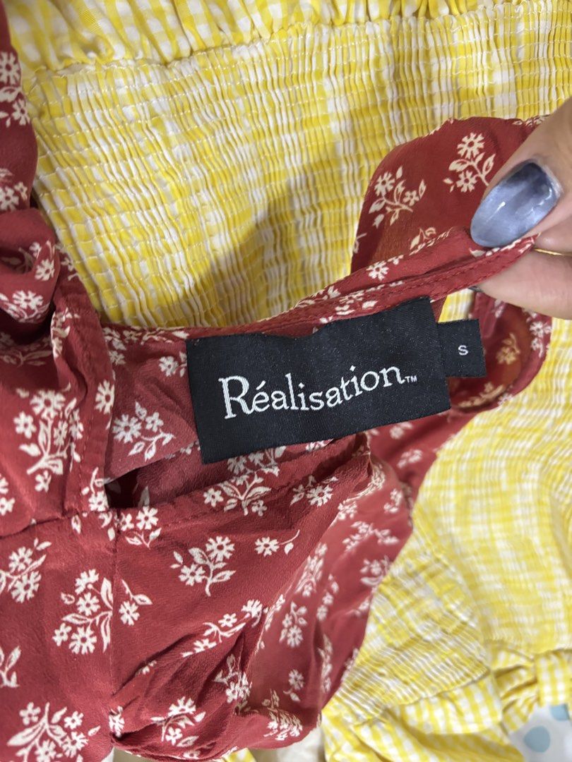 Realisation Par Stephanie Midi Dress (Category: Dresses) located in Quezon City. Submitted by yslmyslf (Listing ID 1460896571, Image 2). Description: .
