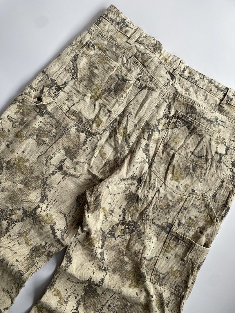 Realtree by Zara Carpenter Pants (Category: Jeans) located in Kalibo. Submitted by kurt_ismael (Listing ID 1460845972, Image 3). Description: Realtree by Zara Carpenter Pants Size: 37-38 Length: 42.5 Hem: 10.5-11 Need wash only.