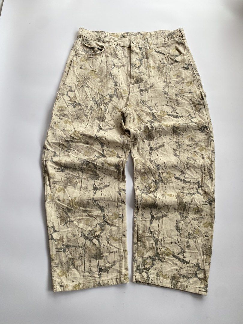 Realtree by Zara Carpenter Pants (Category: Jeans) located in Kalibo. Submitted by kurt_ismael (Listing ID 1460845972, Image 1). Description: Realtree by Zara Carpenter Pants Size: 37-38 Length: 42.5 Hem: 10.5-11 Need wash only.