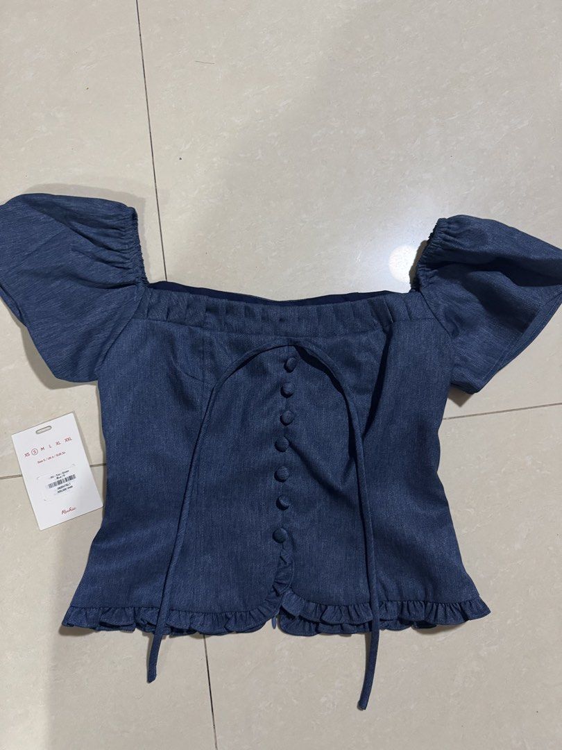 Rechic Vietnam Blue Blouse (Category: Blouses) located in Manila. Submitted by brightowl.6fa29f (Listing ID 1460912287, Image 1). Description: Rechic Vietnam Blue Blouse - Brand new never used - With tag.