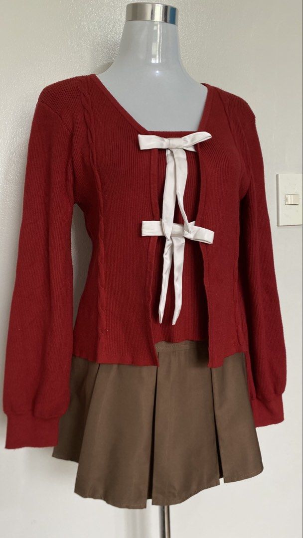 Red Knitted longsleeves with bows (Category: Coats, Jackets and Outerwear) located in Cavite. Submitted by rebelandfabcloset (Listing ID 1460915554, Image 2). Description: Medium to Large Like new Knitted - 289 (Fixed price) -shipping via j&T -payment 1st .