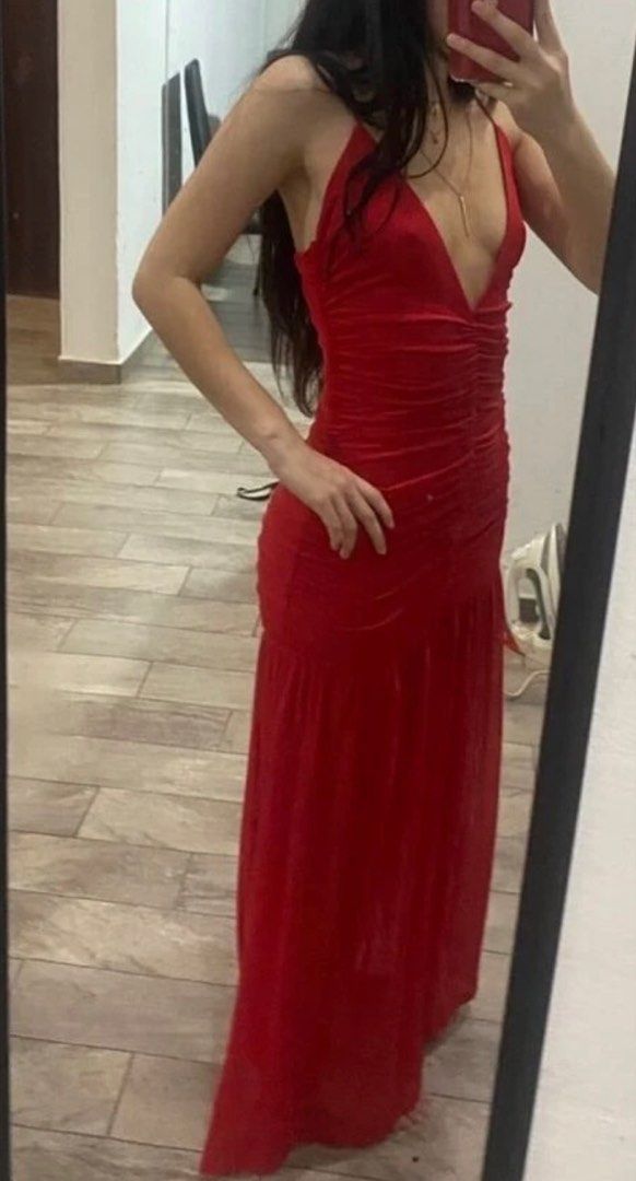 Red Ruched V-Neck Maxi Dress Spaghetti Straps (Category: Dresses) located in Makati City. Submitted by leiralou (Listing ID 1460796472, Image 3). Description: - Elegant long red dress - Ruched bodice for a flattering fit - V-neckline with delicate spaghetti straps - Flowy skirt, perfect for parties and formal events - Designed to accentuate your figure - Sheer material in the skirt for a graceful look - Only used once.