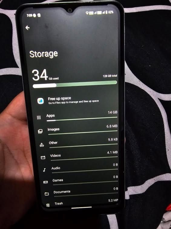 Redmi Xiaomi A5 128GB 2025 (Category: Xiaomi) located in Valenzuela. Submitted by rhymekensooo (Listing ID 1460723849, Image 3). Description: NO ISSUE.