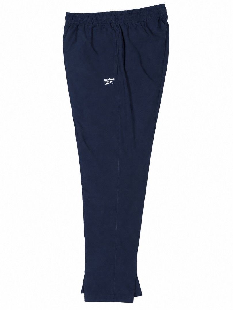 Reebok Navy Blue Track Pants Joggers (Category: Joggers) located in Cainta. Submitted by jydn.thrft (Listing ID 1460768202, Image 1). Description: Size in inches 17 waist ‎43 length ‎32 thighs - Navy blue Reebok track pants - Side pockets - Small Reebok logo on left leg - Made in Vietnam - Ideal for sports or casual wear .