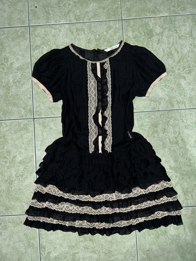 Reneevon y2k dress (Category: Dresses) located in Koronadal. Submitted by lokiefinds (Listing ID 1460874221, Image 1). Description: .
