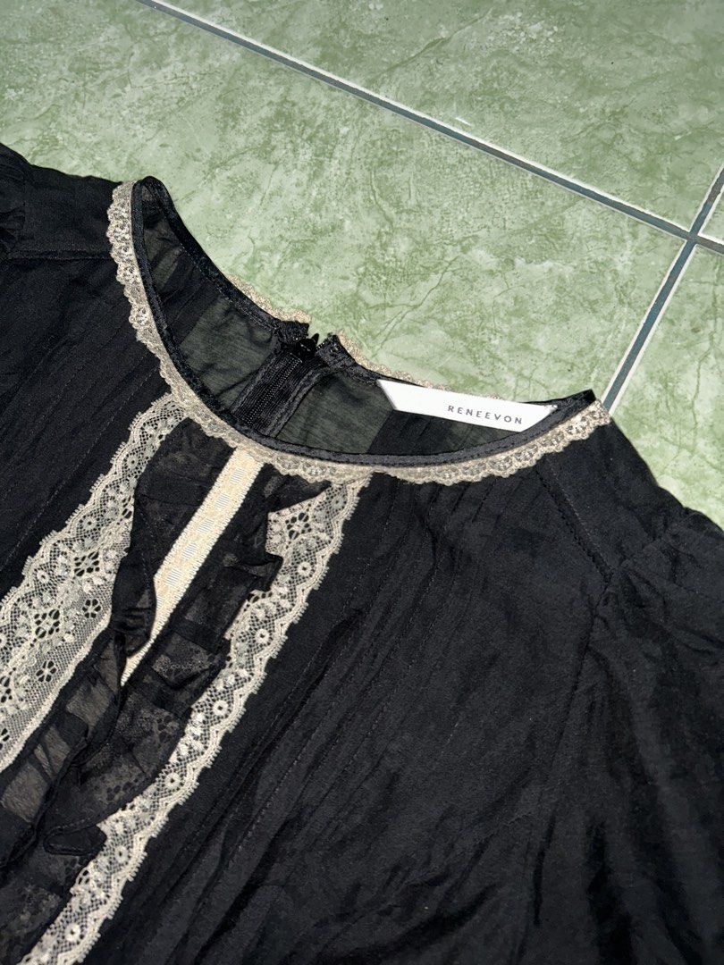 Reneevon y2k dress (Category: Dresses) located in Koronadal. Submitted by lokiefinds (Listing ID 1460874221, Image 3). Description: .